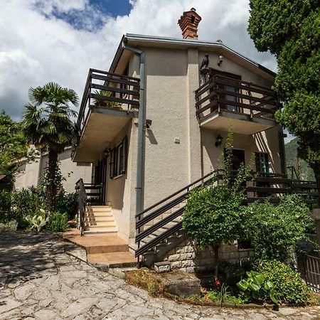 Apartment Nada Medveja Ловран Екстериор снимка