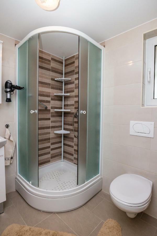 Apartment Nada Medveja Ловран Екстериор снимка
