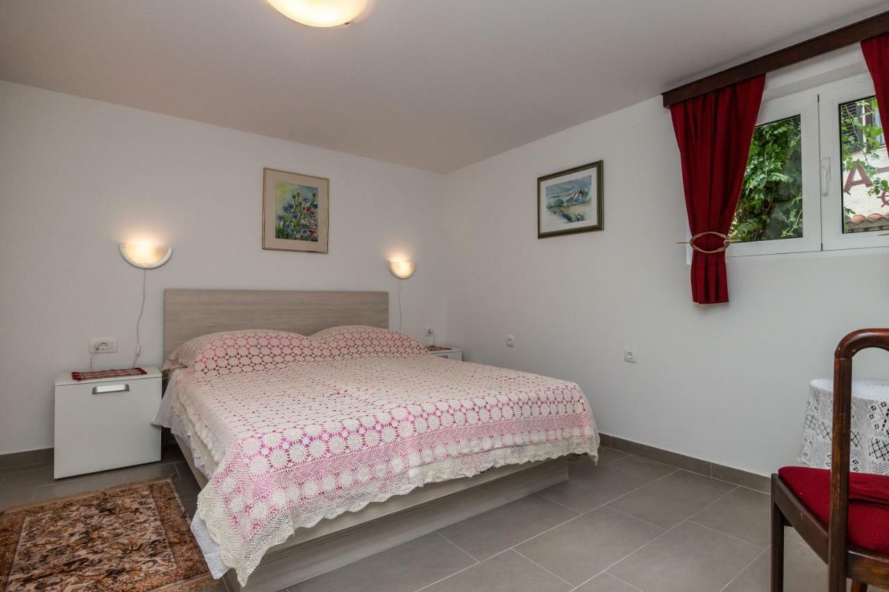 Apartment Nada Medveja Ловран Екстериор снимка