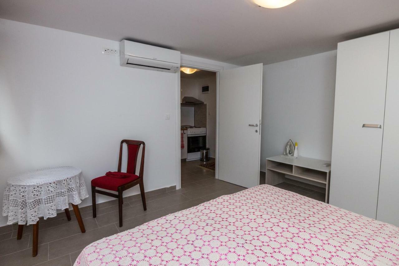 Apartment Nada Medveja Ловран Екстериор снимка